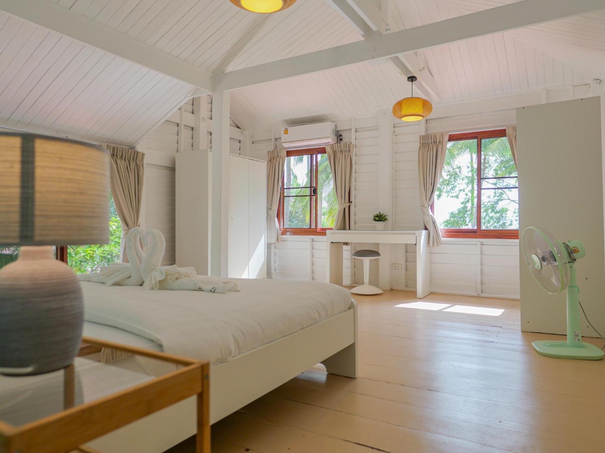 The Wooden Beach House 3Br - Sunset Beach Garden Taling Ngam Beach Exteriér fotografie
