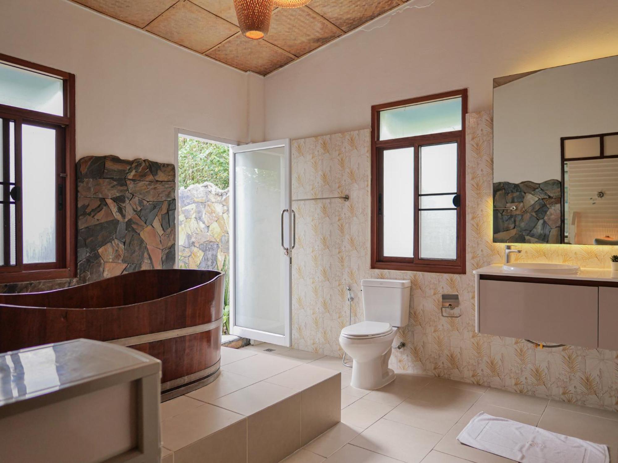 The Wooden Beach House 3Br - Sunset Beach Garden Taling Ngam Beach Exteriér fotografie